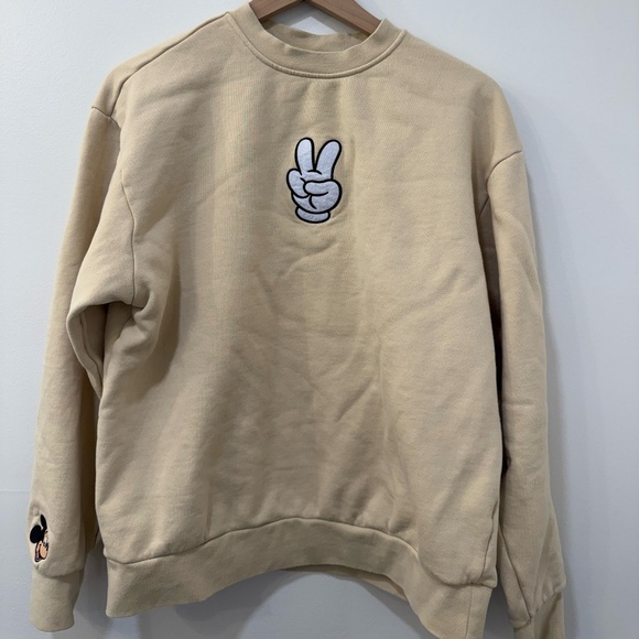 Disney Store Mickey Peace Sign Crewneck Adult Medium - Picture 1 of 3